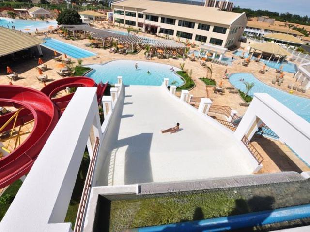 Apartamento Thermas Lacqua Diroma Com Piscina De Ondas Gratis 24horas