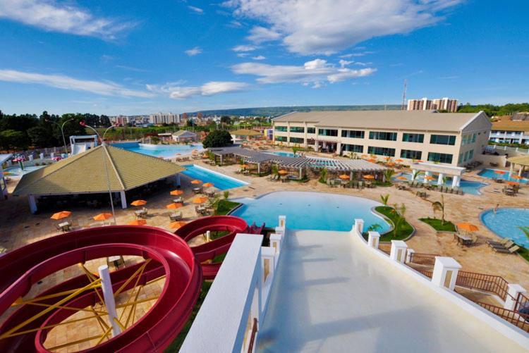 Thermas Lacqua Diroma Com Piscina De Ondas Gratis 24horas Caldas Novas